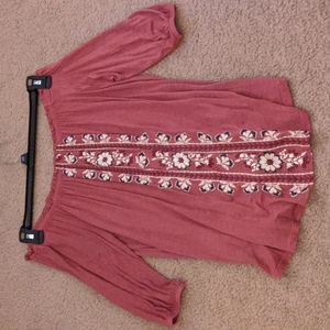 Off the shoulder shirt. Size m.